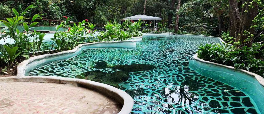 Vandará Hot Springs and Adventures 