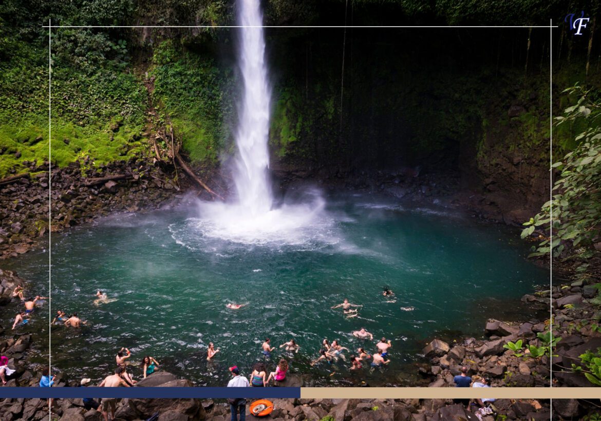 Top 14 Natural Pools in Costa Rica 
