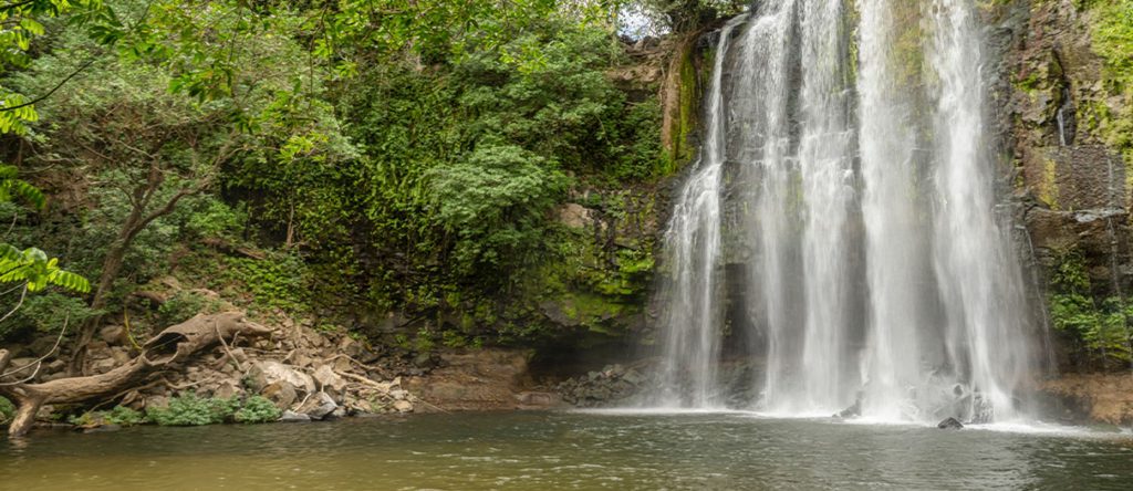 Llanos de Cortés Waterfall - Guanacaste 