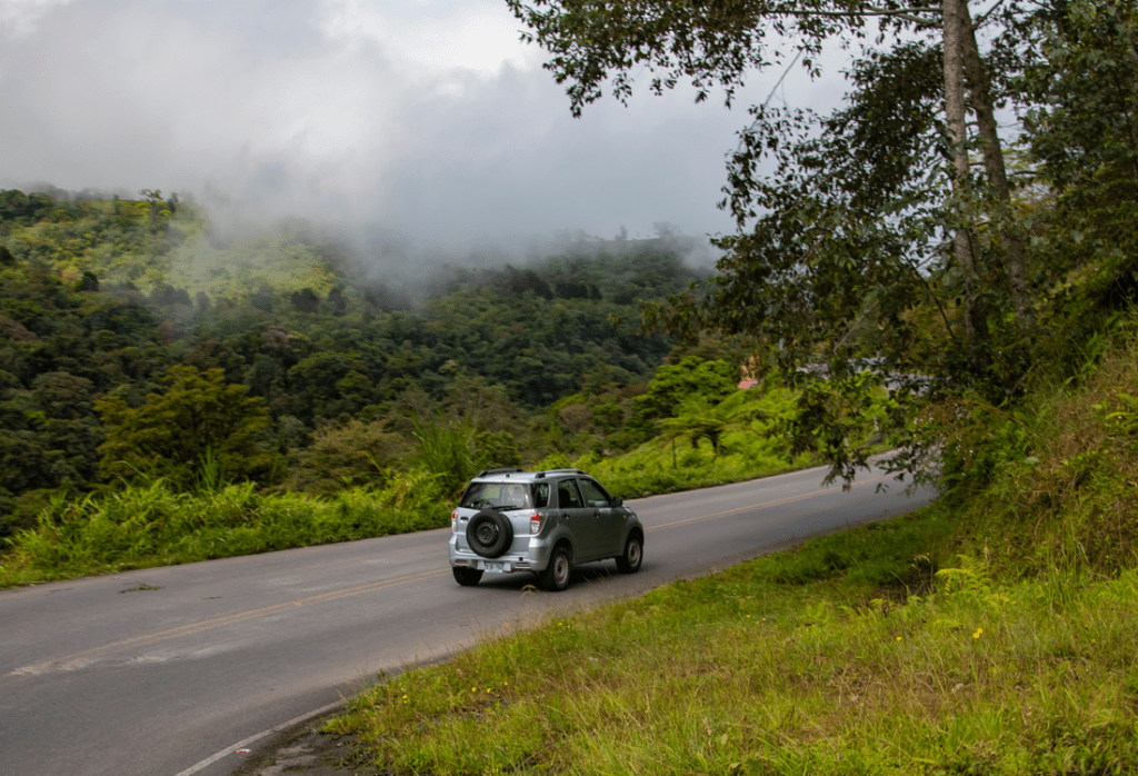 How to Visit Poás Volcano, National Park?