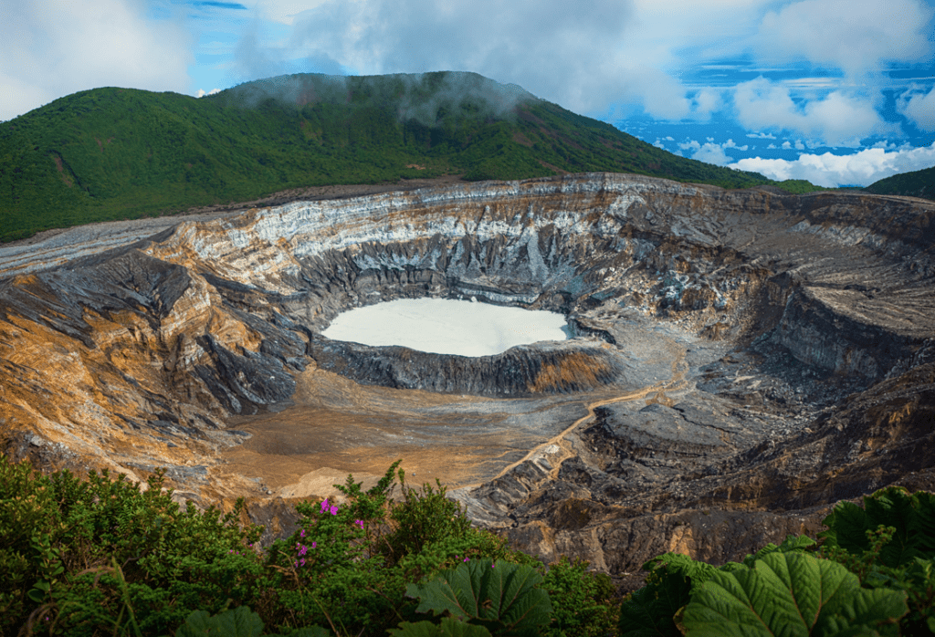 Main Crater Experience